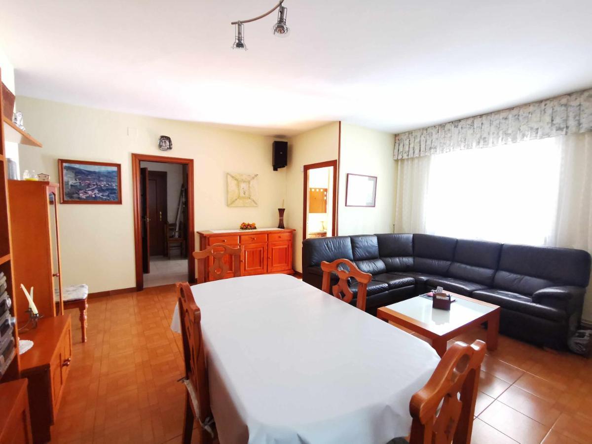 De Planta Con Piscina, Ideal Familias Tarragona