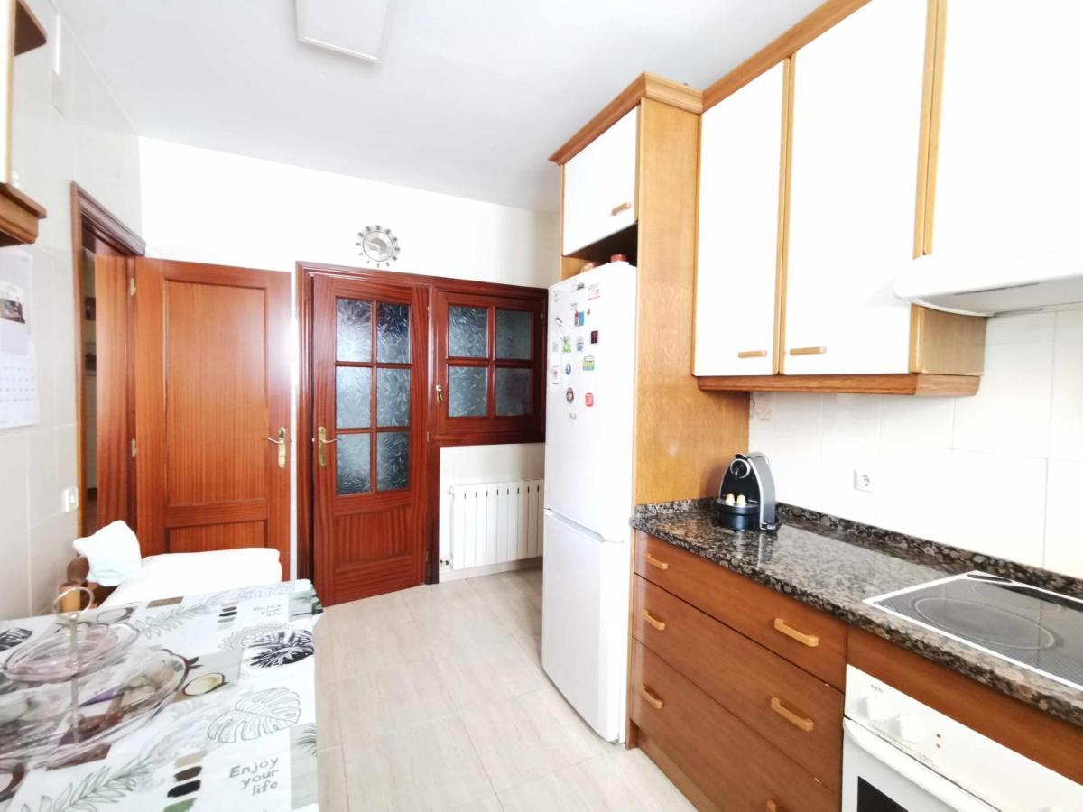 De Planta Con Piscina, Ideal Familias Tarragona
