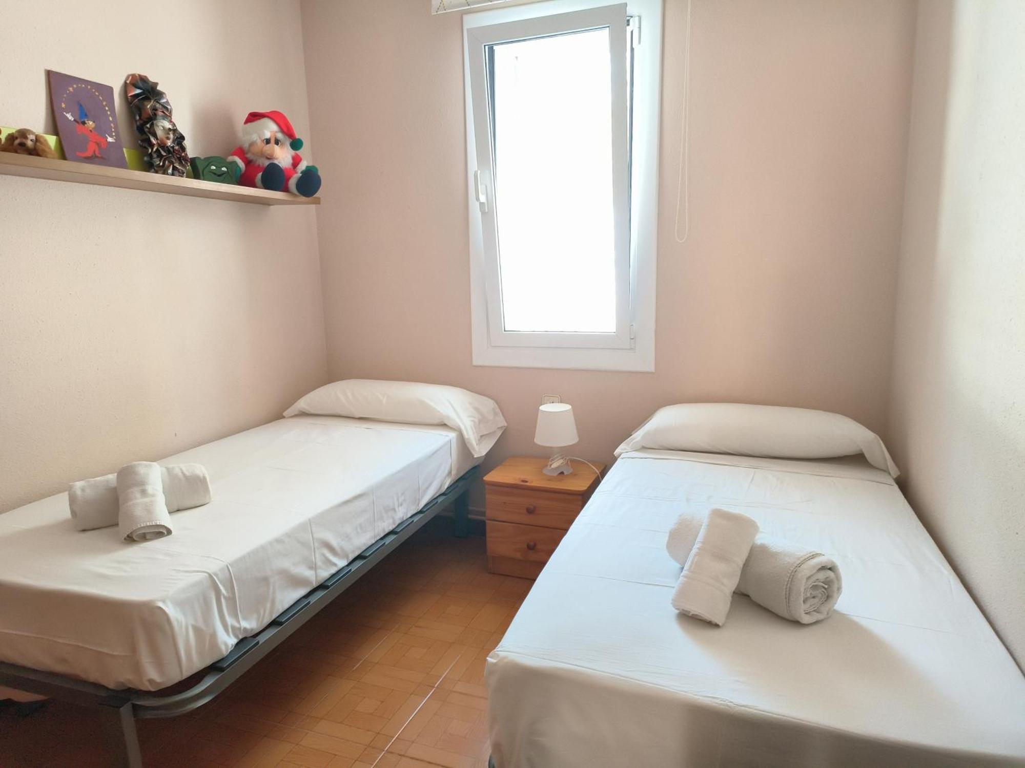 De Planta Con Piscina, Ideal Familias Apartamento Tarragona